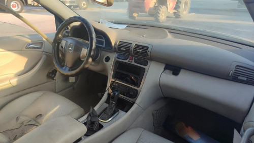  MERCEDES-BENZ CLASE C (BM 203) SPORTCOUPE 