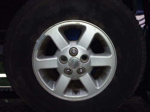 LLANTA Land Rover DISCOVERY 