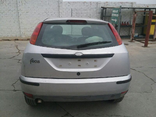  FORD FOCUS BERLINA (CAK) 