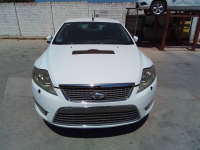 FORD MONDEO BERLINA (CA2)
