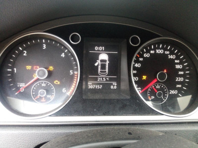 VOLKSWAGEN PASSAT BERLINA (362)