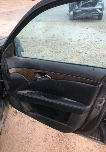 MERCEDES-BENZ CLASE E (BM 211) BERLINA — vehículo donante para recambios 