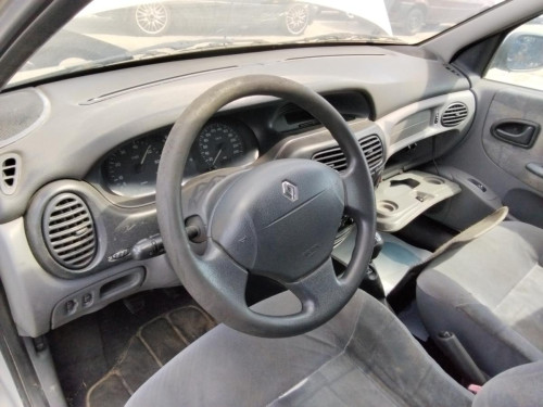 RENAULT MEGANE I FASE 2 CLASSIC (LA...) — автомобиль-донор на запчасти 