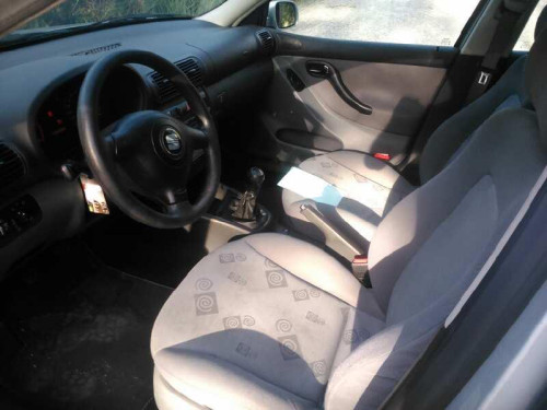  SEAT LEON (1M1) 