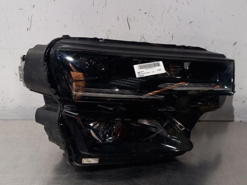  FARO DERECHO SKODA KAROQ (NU) 