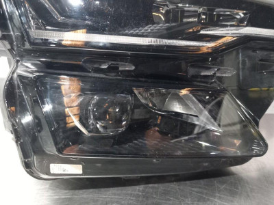 FARO DERECHO, SKODA, KAROQ (NU)