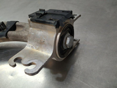BRAZO SUSPENSION INFERIOR DELANTERO IZQUIERDO Mercedes-Benz CLASE GLA (BM 156) 