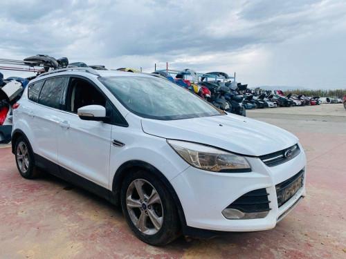  FORD KUGA (CBS) 