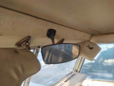 ESPEJO, LAND ROVER