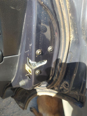 CERRADURA PUERTA TRASERA DERECHA