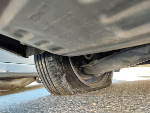 PINZA DE FRENO TRASERA IZQUIERDA б/у