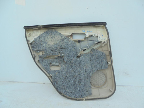 GUARNECIDO PUERTA TRASERA DERECHA TOYOTA LAND CRUISER (J12) 