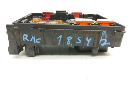 CAJA RELES / FUSIBLES VOLKSWAGEN PASSAT BERLINA (3C2) 