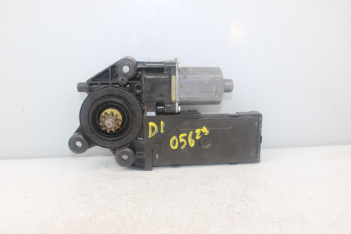 MOTOR ELEVALUNAS DELANTERO IZQUIERDO RENAULT SCENIC III (JZ) 