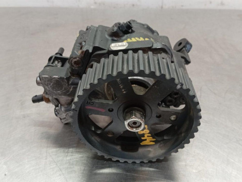  BOMBA INYECCION KIA CARNIVAL 
