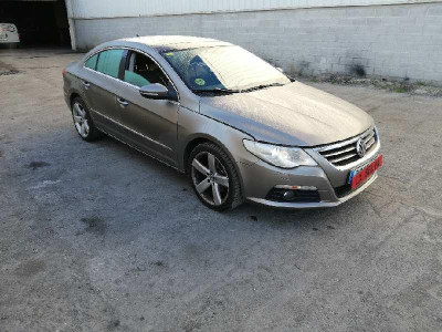 VOLKSWAGEN PASSAT CC (357)
