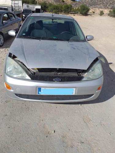 FORD FOCUS BERLINA (CAK) — автомобиль-донор на запчасти 