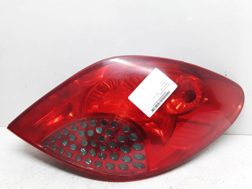 PILOTO TRASERO DERECHO Peugeot 207 