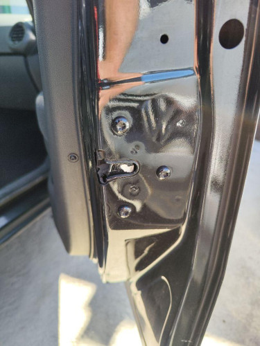 CERRADURA PUERTA DELANTERA DERECHA OPEL CORSA D 