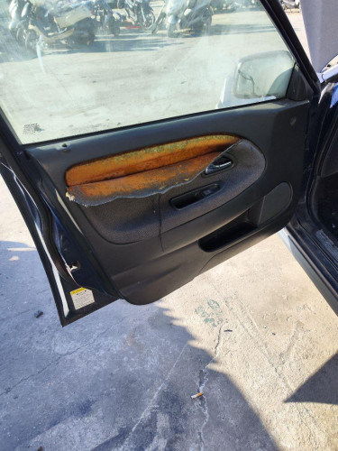 GUARNECIDO PUERTA DELANTERA IZQUIERDA Volvo S40 BERLINA 