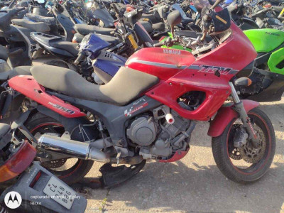 YAMAHA TDM 850 / 900