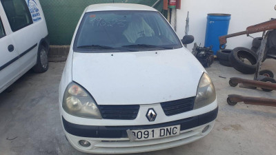 RENAULT CLIO II SYMBOL