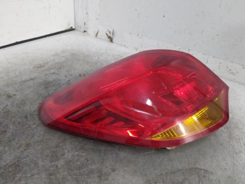PILOTO TRASERO IZQUIERDO OPEL ASTRA J BERLINA 5P 