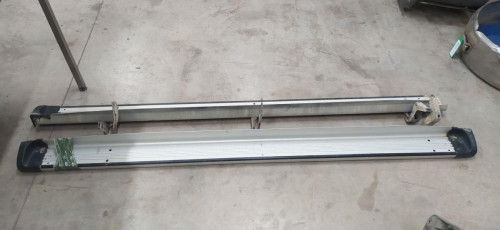 ESTRIBOS LATERALES TOYOTA HILUX (KUN) 