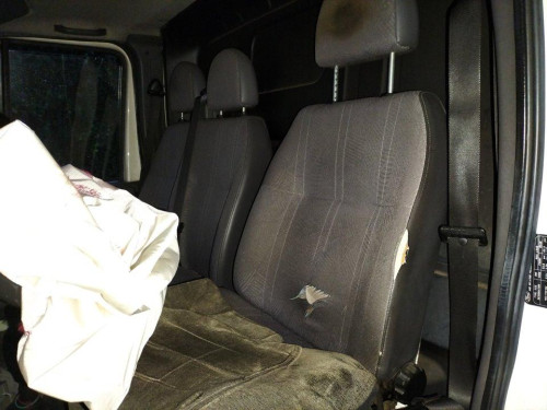  FORD TRANSIT FURGÓN MEDIO (FY) 