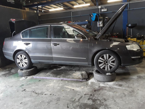  VOLKSWAGEN PASSAT BERLINA (3C2) 