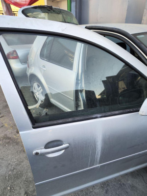 LUNA DELANTERA DERECHA