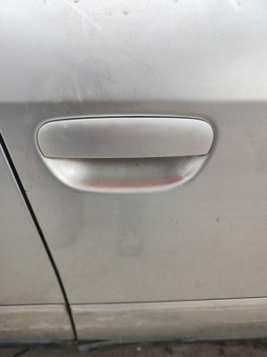 MANETA EXTERIOR DELANTERA DERECHA