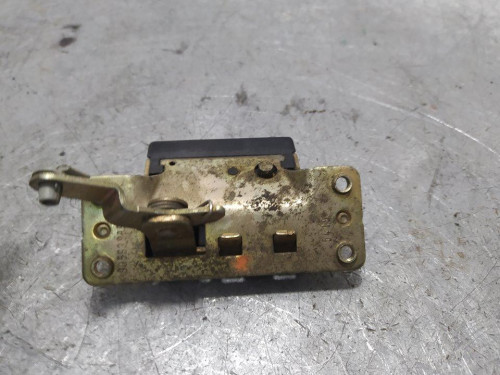 CERRADURA MALETERO / PORTON Opel ZAFIRA A 