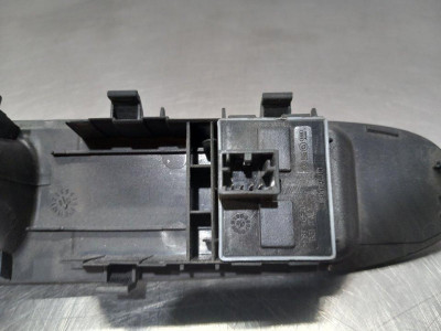 MANDO ELEVALUNAS DELANTERO IZQUIERDO, SEAT, CORDOBA BERLINA (6L2)