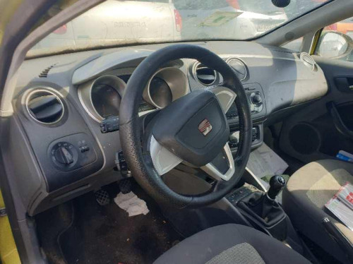 SEAT IBIZA BERLINA (6J5) — vehículo donante para recambios 