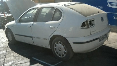 SEAT LEON (1M1)