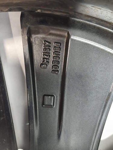 JUEGO LLANTAS Peugeot 5008 
