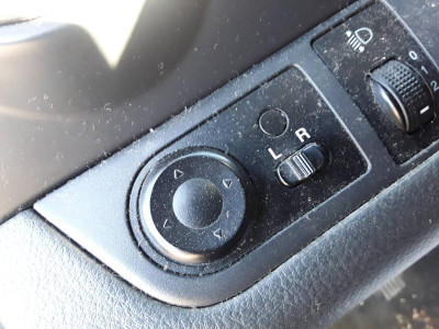 MANDO RETROVISOR
