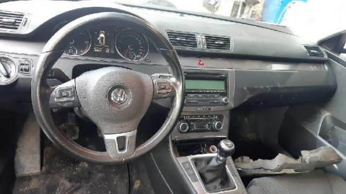 VOLKSWAGEN PASSAT BERLINA (3C2) 
