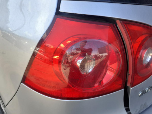  PILOTO TRASERO IZQUIERDO Volkswagen GOLF V (1K1)(10.2003) 