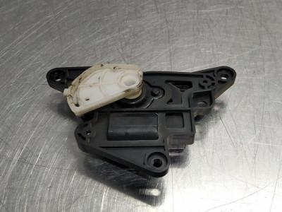 MOTOR APERTURA TRAMPILLAS CLIMATIZADOR, HYUNDAI, SANTA FE (CM)
