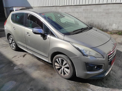 PEUGEOT 3008 — vehículo donante para recambios 