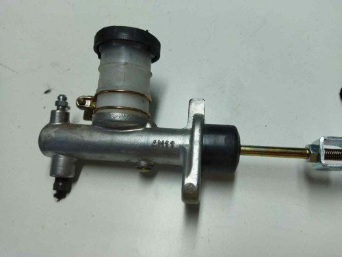 BOMBA EMBRAGUE NISSAN TERRANO II (R20) 