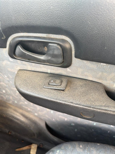 MANDO ELEVALUNAS DELANTERO DERECHO MITSUBISHI GALLOPER (HYUNDAI)(02.1998) 