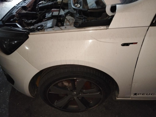 ALETA DELANTERA IZQUIERDA Peugeot 308 