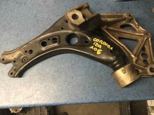 BRAZO SUSPENSION INFERIOR DELANTERO IZQUIERDO 