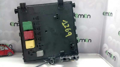  CAJA RELES / FUSIBLES Opel VECTRA C BERLINA 