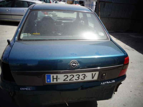  OPEL ASTRA F BERLINA 