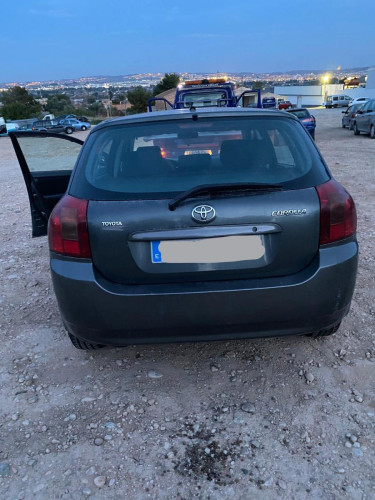 TOYOTA COROLLA (E12) — vehículo donante para recambios 
