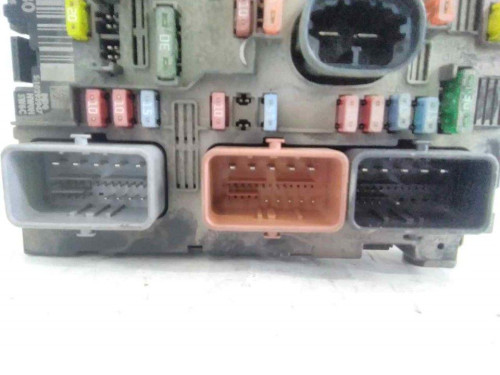 CAJA PRECALENTAMIENTO Peugeot 307 BREAK / SW (S1)(04.2002) 